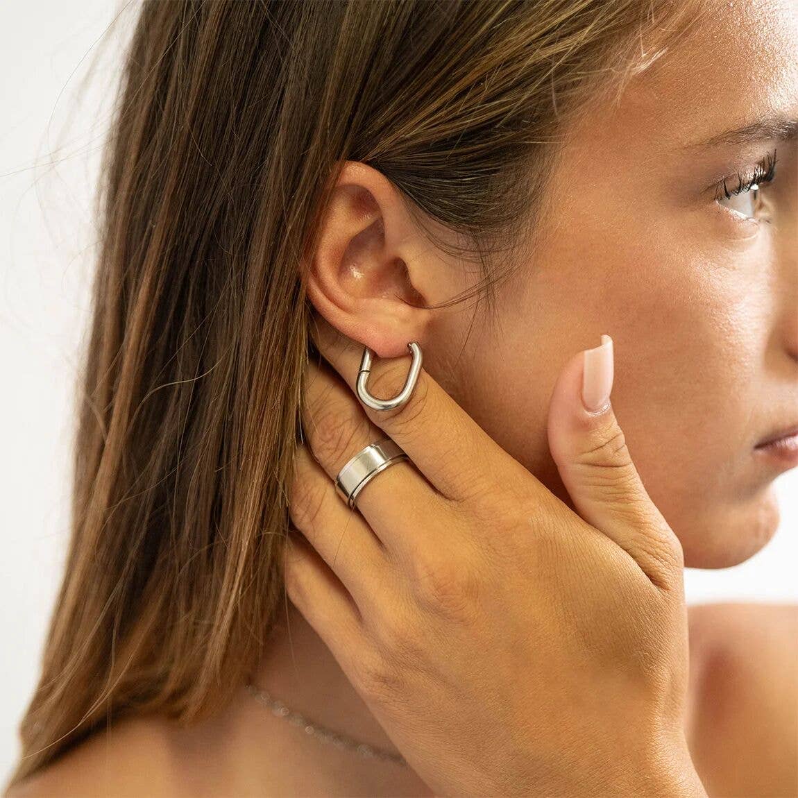 18K Gold PVD Stainless Steel Oval Huggie Earrings: Gold / 15mm