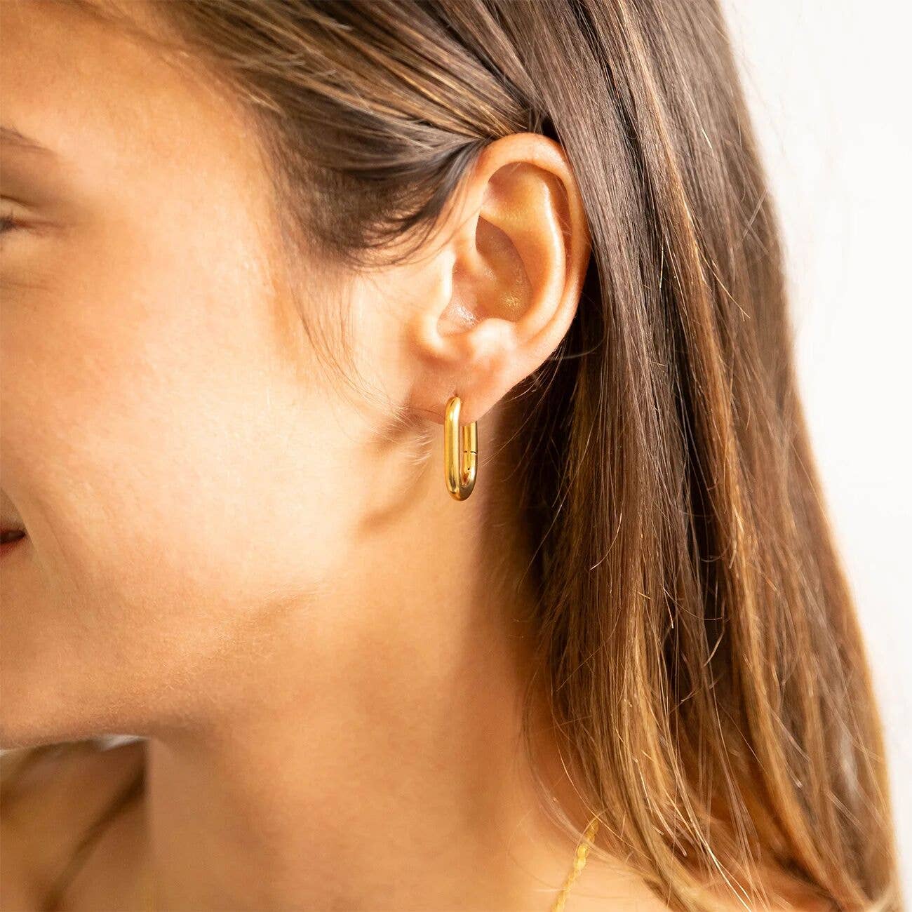 18K Gold PVD Stainless Steel Oval Huggie Earrings: Gold / 15mm